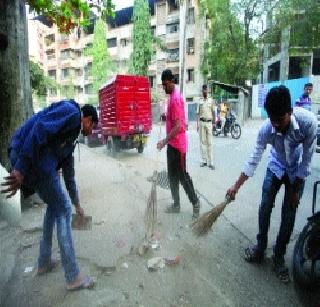 Order ... order ... order! Young Gandhi's 'Gandhigiri' continues | आॅर्डर... आॅर्डर...आॅर्डर! तरुणांची ‘गांधीगिरी’ सुरू