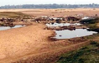 Ratim Ghats will be auctioned on the soil | मातीमिश्रीत रेती घाटांचा होणार लिलाव Ratim Ghats will be auctioned on the soil | मातीमिश्रीत रेती घाटांचा होणार लिलाव