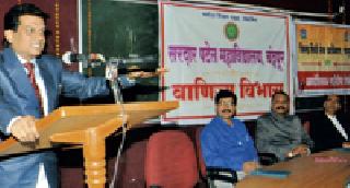 The number of court cases should be low | कोर्टातील खटल्यांची संख्या कमी असावी The number of court cases should be low | कोर्टातील खटल्यांची संख्या कमी असावी