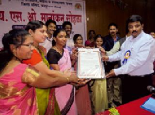One thousand anganwadas will be digitized | एक हजार अंगणवाड्या डिजीटल करणार One thousand anganwadas will be digitized | एक हजार अंगणवाड्या डिजीटल करणार
