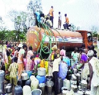 In January, water tankers supplied 25 tankers | जानेवारीतही जिल्ह्यात २५ टँकरने पाणीपुरवठा