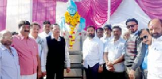 Netaji Jayanti at the Railway Station Chowk | रेल्वे स्टेशन चौकात नेताजी जयंती