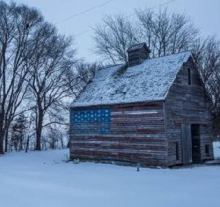 Blizzards hit 12 states, but eventually saw the Netaki system and the brightest citizens | १२ राज्यांना हिमवादळानं तडाखा दिला, परंतु अखेर दिसली नेटकी यंत्रणा आणि सुजाण नागरिक