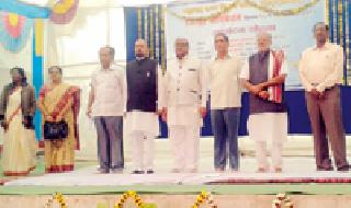 शिक्षक परिषदेचे जिल्हा अधिवेशन