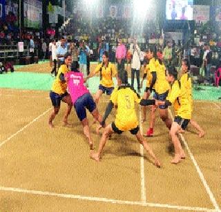 Mayor Trophy kabaddi competition started | महापौर चषक कबड्डी स्पर्धांना झाली सुरवात