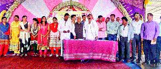 450 Bridegroom's enrollment | ४५० विवाहेच्छुकांची नोंदणीवंजारी समाजाचा वधू-वर मेळावा 450 Bridegroom's enrollment | ४५० विवाहेच्छुकांची नोंदणीवंजारी समाजाचा वधू-वर मेळावा