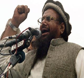 Hafiz Saeed threatens again, praises Pathan Pathakkot | हाफीझ सईदची पुन्हा धमकी, पठाणकोट हल्लेखोरांचे कौतुक