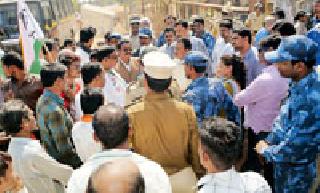 NCP's Front for vacant posts | रिक्त पदांसाठी राष्ट्रवादीचा मोर्चा NCP's Front for vacant posts | रिक्त पदांसाठी राष्ट्रवादीचा मोर्चा