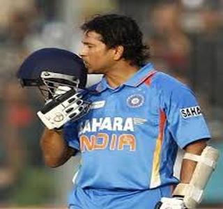 I have never played without helmets, you use helmets - Sachin | मी कधीच हेल्मेटशिवाय खेळलो नाही, तुम्हीपण हेल्मेट वापरा - सचिन