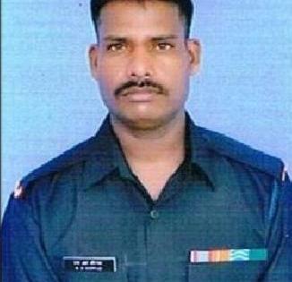 Lancanayak Hanumantappa martyr died in hospital in Delhi | लान्सनायक हनुमंतअप्पा शहीद, दिल्लीतील रुग्णालयात झाले निधन