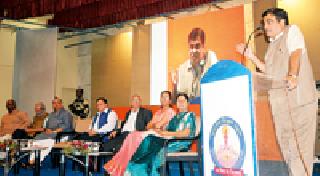 There is no direction to university research | विद्यापीठीय संशोधनाला दिशाच नाही There is no direction to university research | विद्यापीठीय संशोधनाला दिशाच नाही