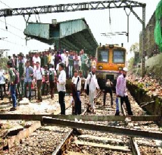 Traffic movement of passengers | प्रवाशांचे ठिय्या आंदोलन