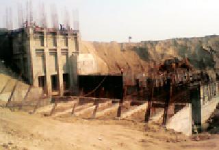 The construction of the Haladi old sub-irrigation project | हलदी पुराणी उपसासिंचन प्रकल्पाच्या निर्मितीस वेग