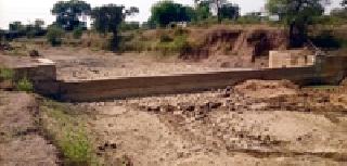 Dry Bond: | कोरडा बंधारा : Dry Bond: | कोरडा बंधारा :