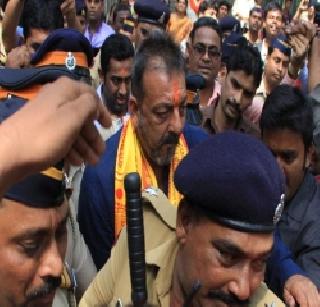 How appropriate is Sanjay Dutt's glorification? | संजय दत्तचे उदात्तीकरण किती योग्य?