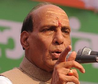 If firing by Pakistan, you should not count on how many bullets fire - Rajnath Singh | पाकिस्तानने फायरिंग केल्यास आपण किती गोळ्या फायर केल्या मोजत बसू नये - राजनाथ सिंग