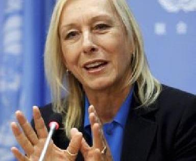 Martina Navratilova's commentary on JNU case comment | JNU प्रकरणीच्या टिपण्णीवरून मार्टिना नवरातिलोवाची सारवासारव