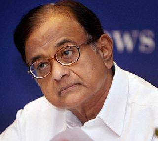 Being my son Karti is targeted - Chidambaram | माझा मुलगा असल्याने; कार्तीला टार्गेट केलं जातं - चिदंबरम