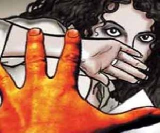 In Delhi, a minor girl was raped and burned | दिल्लीत अल्पवयीन मुलीला बलात्कार करुन जाळले