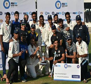 Despite being dominated by the defeat in the Irani Cup in Mumbai, | वर्चस्व गाजवूनही मुंबईचा इराणी चषकात शेष भारताकडून पराभव