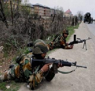 Fire fighters in Kashmir, two terrorists killed | काश्मिरात चकमक, दोन दहशतवादी ठार