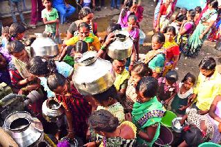 पाणीटंचाईची झळ