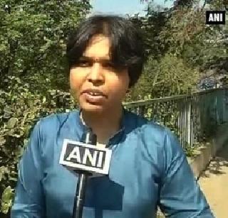 Neither woman priest in the temple is unfortunate - Trupti Desai | मंदिरात महिला पुजारी नसणे हे दुर्दैैवी - तृप्ती देसाई