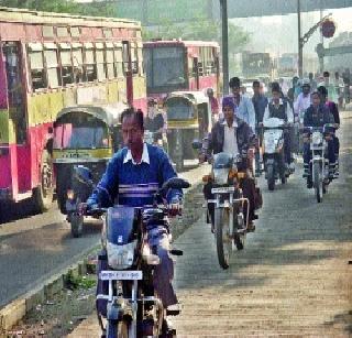 CRT billions of rupees in water | बीआरटीचे कोट्यवधी रुपये पाण्यात