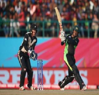 New Zealand beat Australia by 8 runs | न्यूझीलंडचा ऑस्ट्रेलियालावर ८ धावांनी विजय