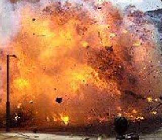 Two explosions occurred in Hingoli city in Vasmat, 4 killed | हिंगोलीत वसमत शहरात दोन स्फोट झाल्याचे वृत्त, ४ ठार