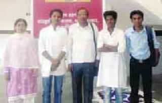 Gadchiroli artists shine in Nagpur | गडचिरोलीतील कलावंत नागपुरात चमकले Gadchiroli artists shine in Nagpur | गडचिरोलीतील कलावंत नागपुरात चमकले