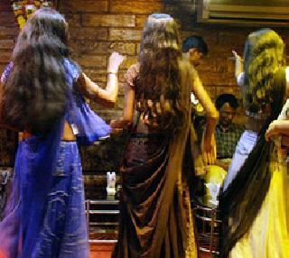 Penalties for imprisonment or punishments of 50,000 if bar danceers are touched | बार डान्सर्सना स्पर्श केला तर तुरुंगवास किंवा ५० हजारांचा दंड