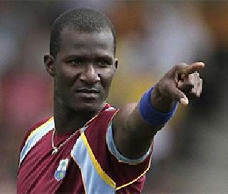 West Indies bow out of Darren Sammy | वेस्ट इंडिज बोर्डाकडून डॅरन सॅमीची कानउघडणी