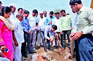 In the drought situation, the 'Shirpur Pattern' is necessary | दुष्काळी परिस्थितीत ‘शिरपूर पॅटर्न’ आवश्यक In the drought situation, the 'Shirpur Pattern' is necessary | दुष्काळी परिस्थितीत ‘शिरपूर पॅटर्न’ आवश्यक
