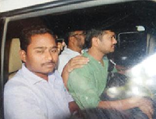 Bajrang Dal activists, who prevent Kanhaiya's car, are in police custody | कन्हैयाची गाडी रोखणारे बजरंग दलाचे कार्यकर्ते पोलिसांच्या ताब्यात