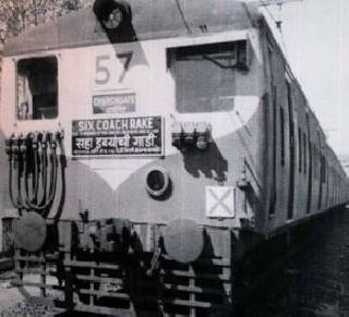 The first train that ran today 163 years ago | 163 वर्षांपूर्वी आज धावली पहिली रेल्वे गाडी