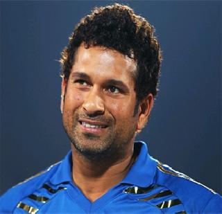 Sachin's 'practice game' for fitness | तंदुरुस्तीसाठी सचिनचा ‘सरावमंत्र’