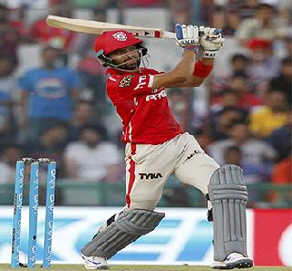 Punjab's Dhoni beat Pune by six wickets | पंजाबचा धोनीच्या पुणे संघावर सहा गडी राखून विजय Punjab's Dhoni beat Pune by six wickets | पंजाबचा धोनीच्या पुणे संघावर सहा गडी राखून विजय