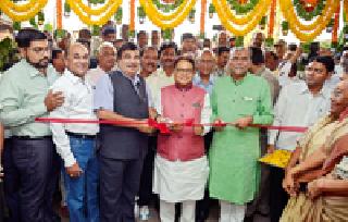 Co-operative banks play a big role in the development of Vidarbha | विदर्भ विकासात सहकारी बँकांची मोठी भूमिका Co-operative banks play a big role in the development of Vidarbha | विदर्भ विकासात सहकारी बँकांची मोठी भूमिका