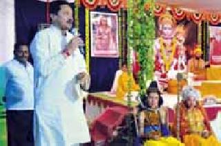 God is always subject to devotion | भगवंत नेहमी भक्तीच्या अधीन God is always subject to devotion | भगवंत नेहमी भक्तीच्या अधीन