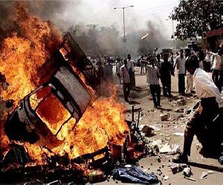 Every person participating in riots is equally responsible - Gujarat High Court | दंगलीत सहभागी प्रत्येक व्यक्ती तितकीच जबाबदार - गुजरात उच्च न्यायालय