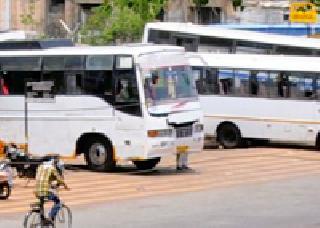 Rent 'AC', travel non-AC | भाडे ‘एसी’चे, प्रवास नॉन-एसीतून Rent 'AC', travel non-AC | भाडे ‘एसी’चे, प्रवास नॉन-एसीतून