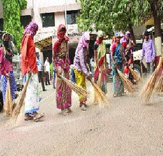 Drought-affected people get jobs | दुष्काळग्रस्तांना मिळाला रोजगार