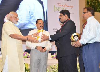 District Collector Solapur Ajit Joshi gets 'PM award' | चंदीगडचे जिल्हाधिकारी सोलापूरकर अजित जोशी यांना ‘पंतप्रधान पुरस्कार’