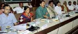 Due to wrong statistics, do not be deprived of district benefits | चुकीच्या आकडेवारीमुळे जिल्हा लाभापासून वंचित राहू नये Due to wrong statistics, do not be deprived of district benefits | चुकीच्या आकडेवारीमुळे जिल्हा लाभापासून वंचित राहू नये