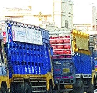 Cylinders market on the streets | सिलिंडरचा बाजार रस्त्यावर