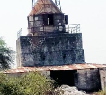 The last wheeze of the selected kilns | चुना भट्ट्यांना अखेरची घरघर The last wheeze of the selected kilns | चुना भट्ट्यांना अखेरची घरघर