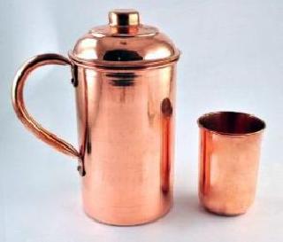 8 advantages of drinking water in a copper vessel | तांब्याच्या भांड्यातून पाणी प्यायल्यास होणारे 8 फायदे