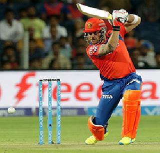 Gujarat beat Pune by three wickets | गुजरातचा पुण्यावर तीन गडी राखून विजय