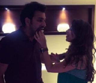 Birthday Celebration with Rohit Sharma's wife Ritika | रोहित शर्माचं पत्नी रितिकासोबत बर्थडे सेलिब्रेशन